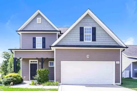253 Lanier Pl, Clayton, NC 27527