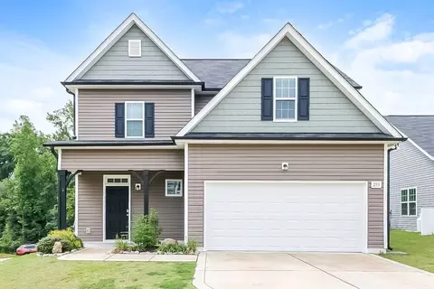 253 Lanier Pl, Clayton, NC 27527
