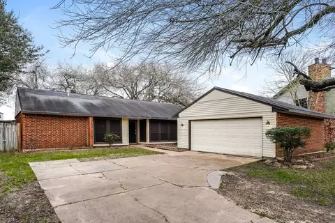 5406 Rock Springs Dr, La Porte, TX 77571