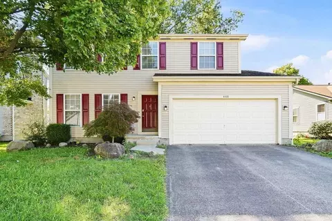 448 Springwood Lake Dr, Gahanna, OH 43230