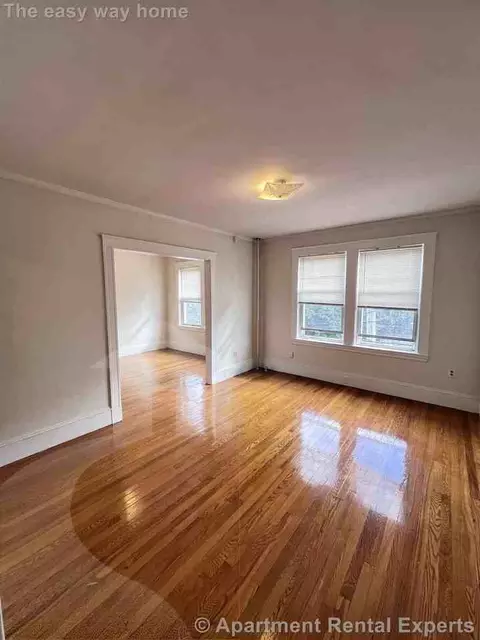 157 Summer St #9F, Somerville, MA 02143