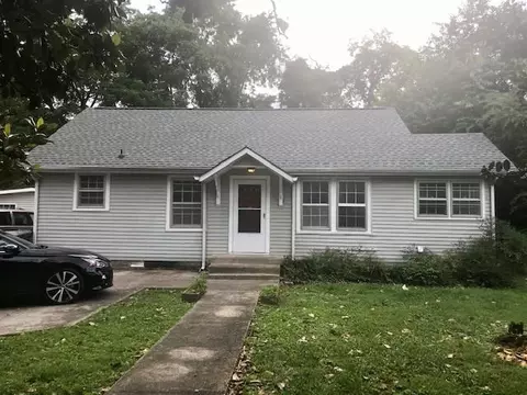 907 Harrison Ave, Murfreesboro, TN 37130