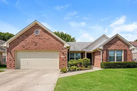 3124 Eastpointe Dr, Franklin, IN 46131
