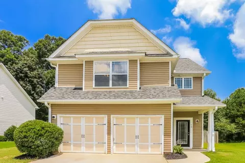 76 Darbys Run Ct, Hiram, GA 30141