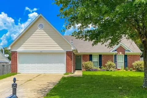 610 Northwood Hills Dr, Hernando, MS 38632