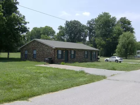 146 Indiana Ave #A, Oak Grove, KY 42262