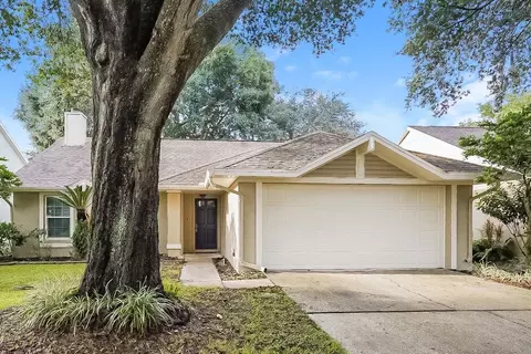 1418 High Knoll Dr, Brandon, FL 33511