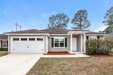 8754 Kaye Ln, Jacksonville, FL 32244