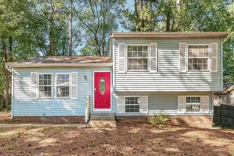 707 Middleton Ave, Cary, NC 27513