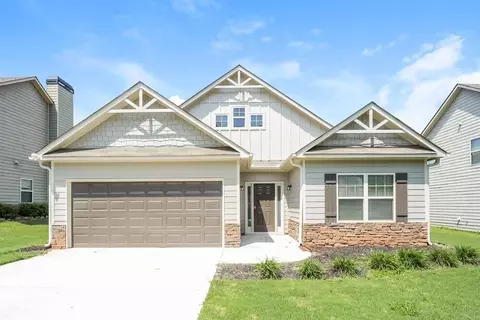 86 Village Park Dr, Newnan, GA 30265
