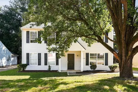 5490 Northcut Dr, Atlanta, GA 30349