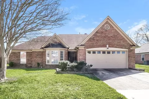 6665 Millgrove Park Dr, Bartlett, TN 38135