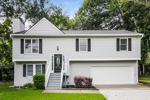 4684 Emerald Willow Dr, Acworth, GA 30101