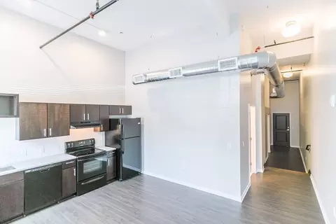 915 Broadway Blvd, Kansas City, MO 64105