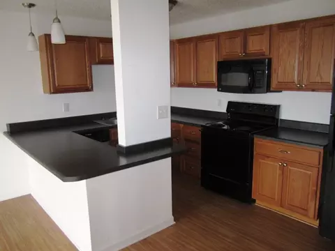 819 Armstrong Ave, Kansas City, KS 66101