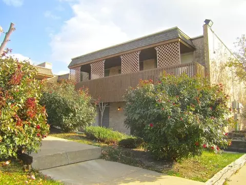 539 E 27th Ave, North Kansas City, MO 64116