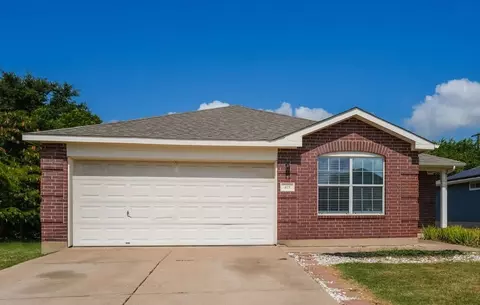 411 Saul St, Hutto, TX 78634