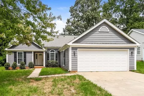 6115 Sunstone Dr, Charlotte, NC 28269
