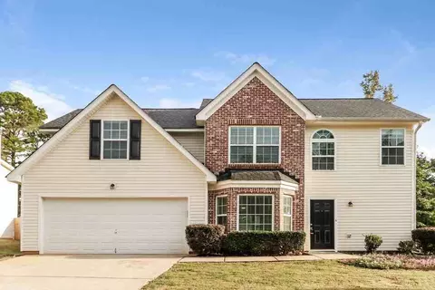 1021 Bluecoat Cir, Hampton, GA 30228