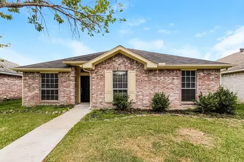 2009 Creek Royal Dr, Mesquite, TX 75181