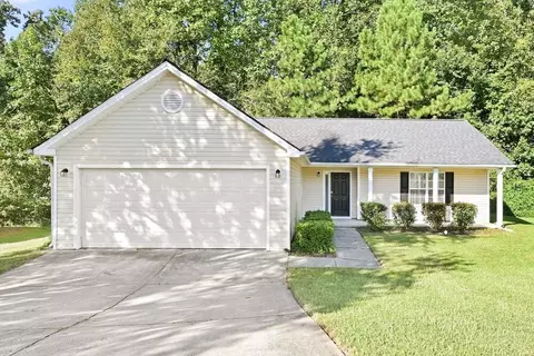 1015 Amelia Grove Ln, Lawrenceville, GA 30045