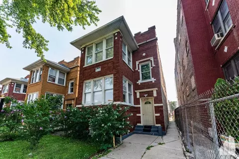 4735 N Drake Ave #G, Chicago, IL 60625