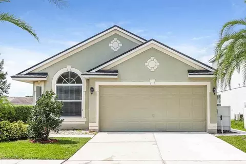 7875 Bristol Park Dr, Apollo Beach, FL 33572