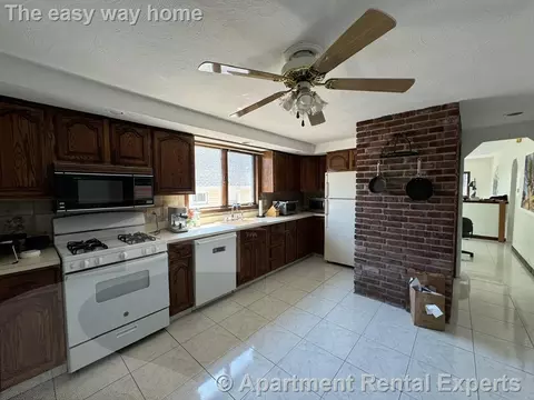 19 Mason St #2, Medford, MA 02155