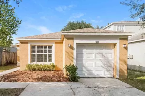 1034 Harvest Moon Dr, Seffner, FL 33584