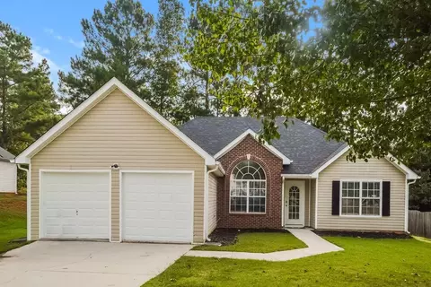 10662 Village Lndg, Jonesboro, GA 30238