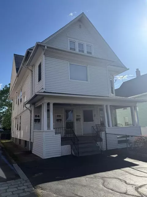 82 Porter St #2, Bridgeport, CT 06606