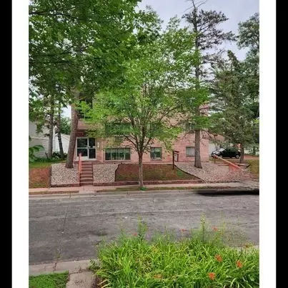 1086 Como Ave, Saint Paul, MN 55103