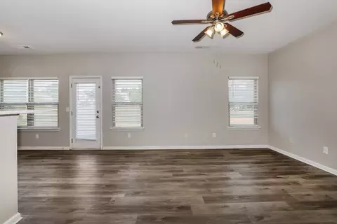 175 Biscayne Ter, Hampton, GA 30228 photo 4
