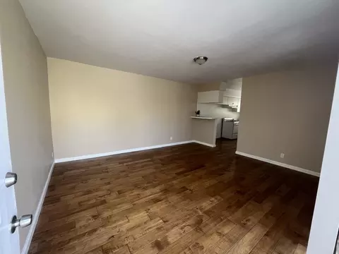 6939 Hazeltine Ave, Los Angeles, CA 91405