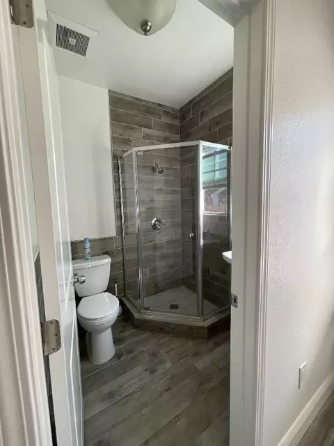 611 S 8th St, San Jose, CA 95112