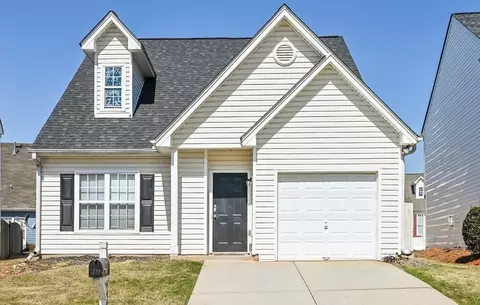 444 Village Bluff Dr, Lawrenceville, GA 30046