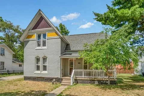 212 W Locust St #b, Mount Pleasant, MI 48858
