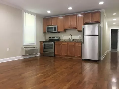 3715 Woodley Rd NW, Washington, DC 20016
