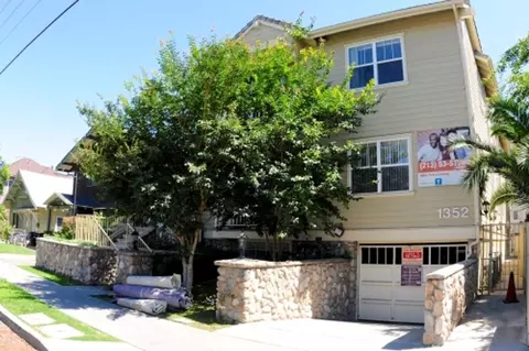 1352 W 29th St, Los Angeles, CA 90007