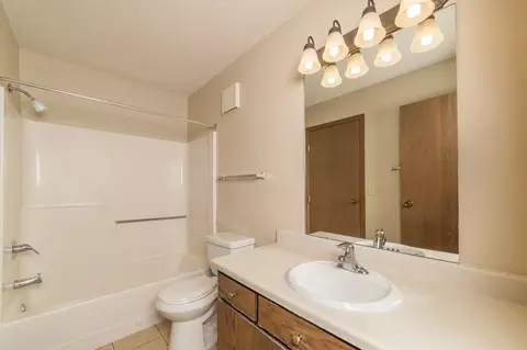 3700 S Golden Creek Pl, Sioux Falls, SD 57106 photo 9