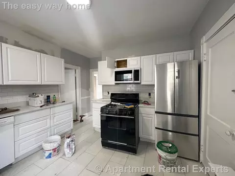 14 Belknap St #2, Somerville, MA 02144