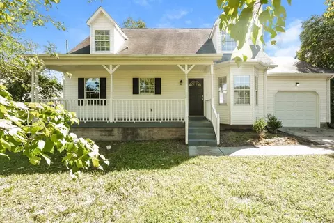 311 Shadylake Dr, La Vergne, TN 37086