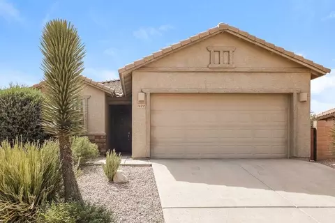 7422 S Salt Water Dr, Valencia West, AZ 85757