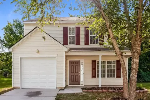 532 Moss Stream Ln, Charlotte, NC 28214