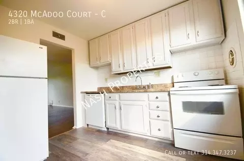 4320 Mcadoo Ct #C, Mehlville, MO 63125