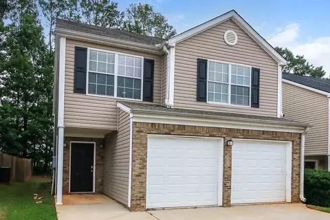 7423 Garnet Dr, Jonesboro, GA 30236