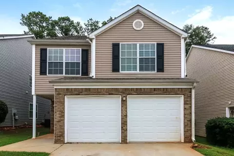 7423 Garnet Dr, Jonesboro, GA 30236