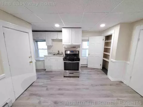 237 Columbia St #3, Cambridge, MA 02139