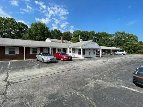 2350 Gold Star Hwy, Groton, CT 06355