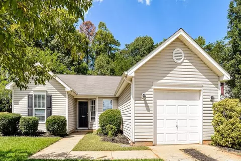1641 Galesburg St, Charlotte, NC 28216
